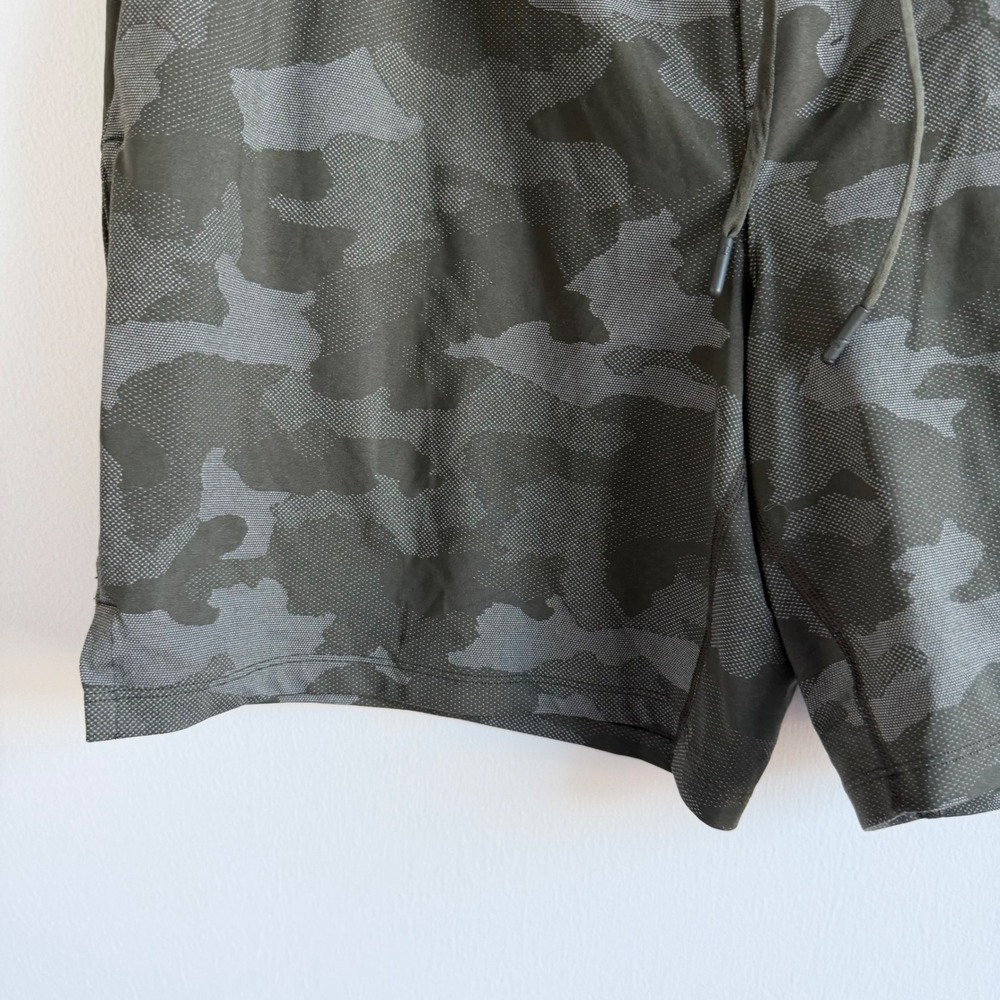 Lululemon T.H.E. Linerless 7" Variegated Mesh Camo Max‎ Dark Size XL - Picture 9 of 10